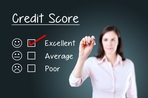 You are currently viewing How Do Late Payments Affect Credit Reports – And How Should You Handle Them?